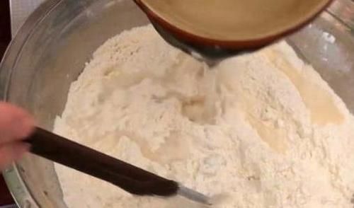 可口|蒸包子总是“死面”?别担心,学会这一招,包子松软可口不回缩