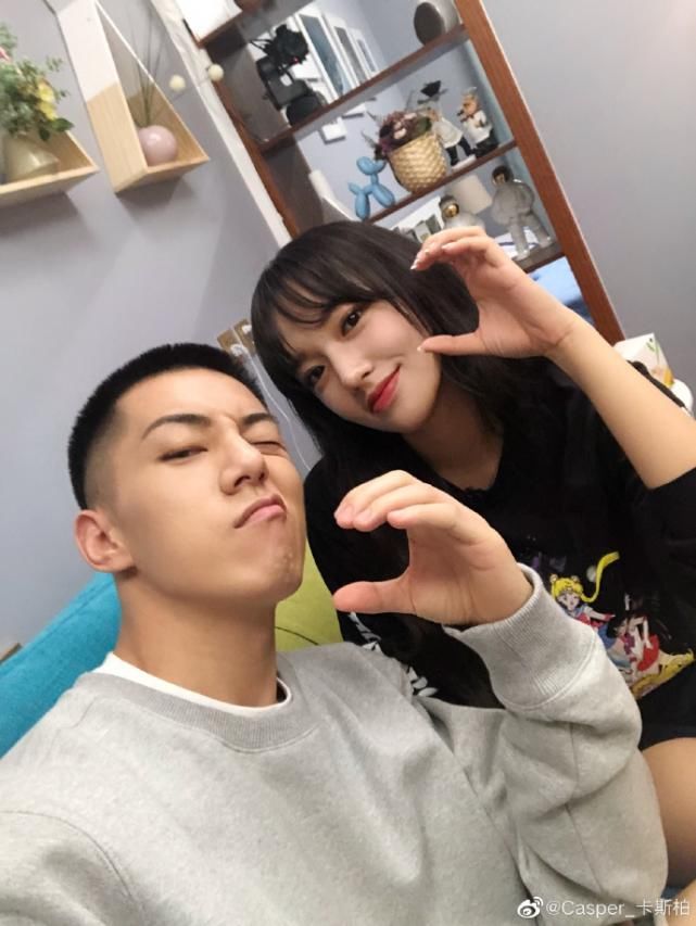 强大|《中餐厅》强捧两位新人,镜头比赵丽颖还多,个人背景还很强大