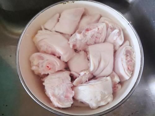 翻倍|猪蹄和它是绝配,用一种食材代替水,不仅软烂入味,还营养翻倍