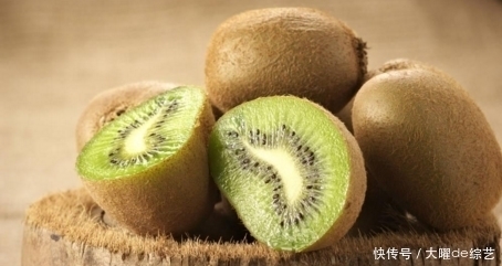 皮肤|立秋后,女人皮肤干燥缺水,猕猴桃是补水佳品,会挑才是关键