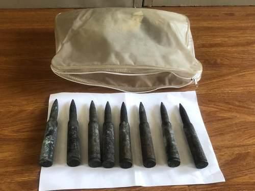  蒲城|点赞！整理父亲遗物时发现8发子弹，蒲城一女子主动上交公安