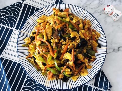  绝配|鸡蛋和什么食材一起炒是绝配？我家夏天常吃这6道菜，简单还好吃