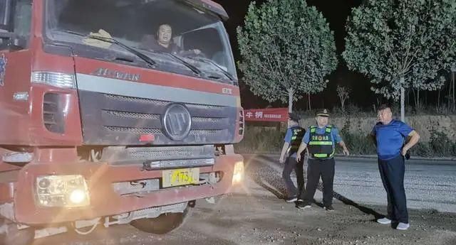 雷霆|郏县交通执法局“雷霆行动”最新战果，337辆非法货车整改到位