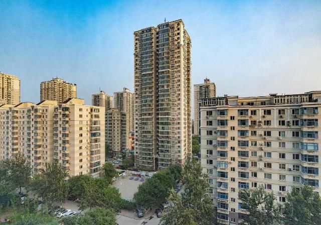  中国|中国有一座亚洲最大住宅区，每天进出60万人，人口比一些国家都多