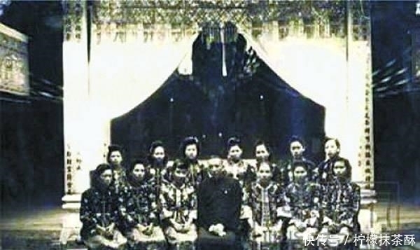  不当|精虫总统, 靠贿选上位却被人称赞, 晚年宁愿举家喝粥也不当汉奸!