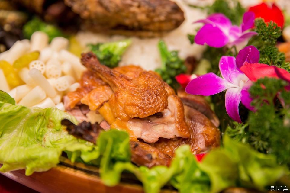 主题酒店|杭州有很多美景与动人的故事,宋城千古情的表演也非常震撼