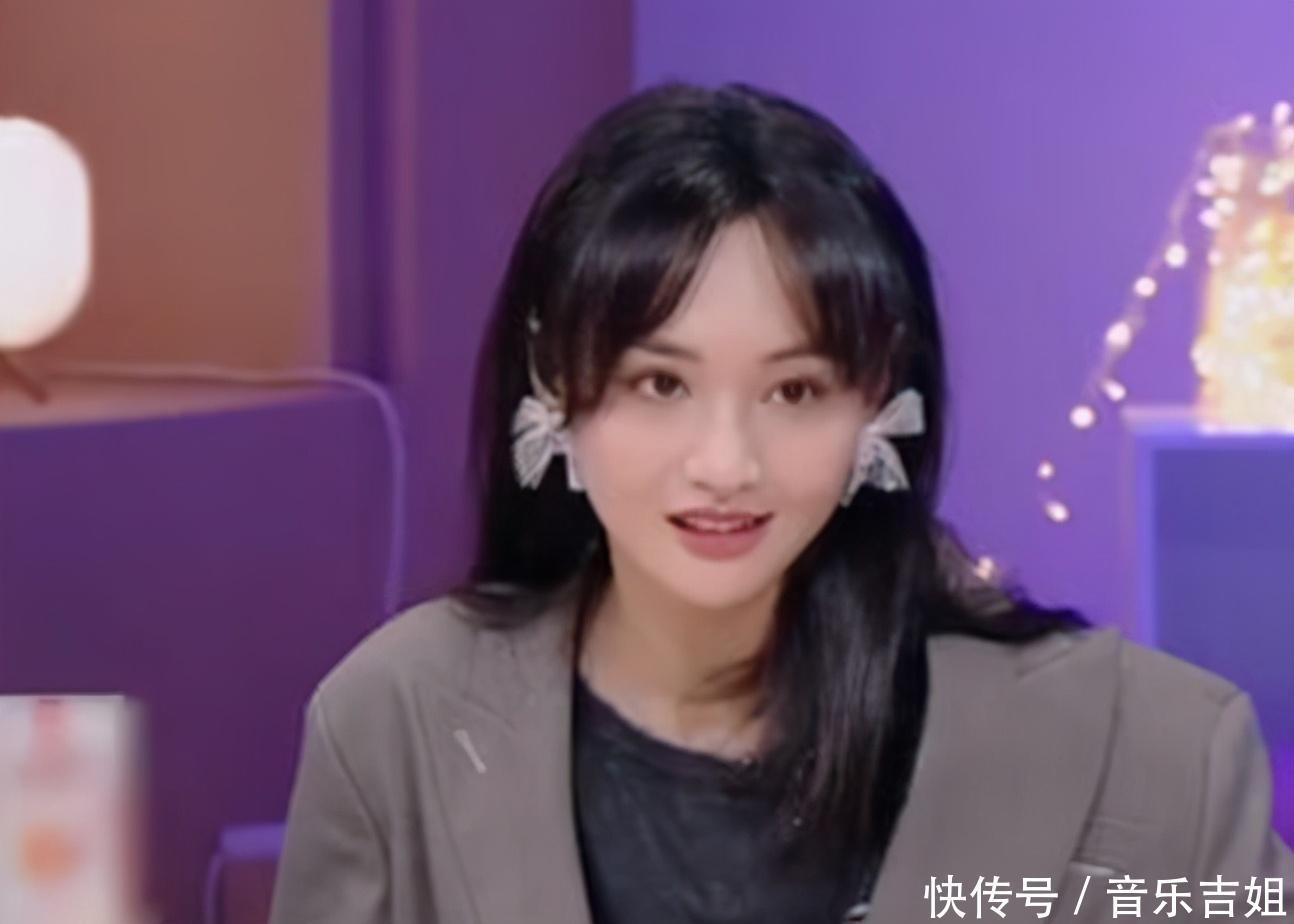 甜糯|清纯可爱的蝴蝶结耳饰,软萌甜糯小奶音,这样的郑爽你爱了吗