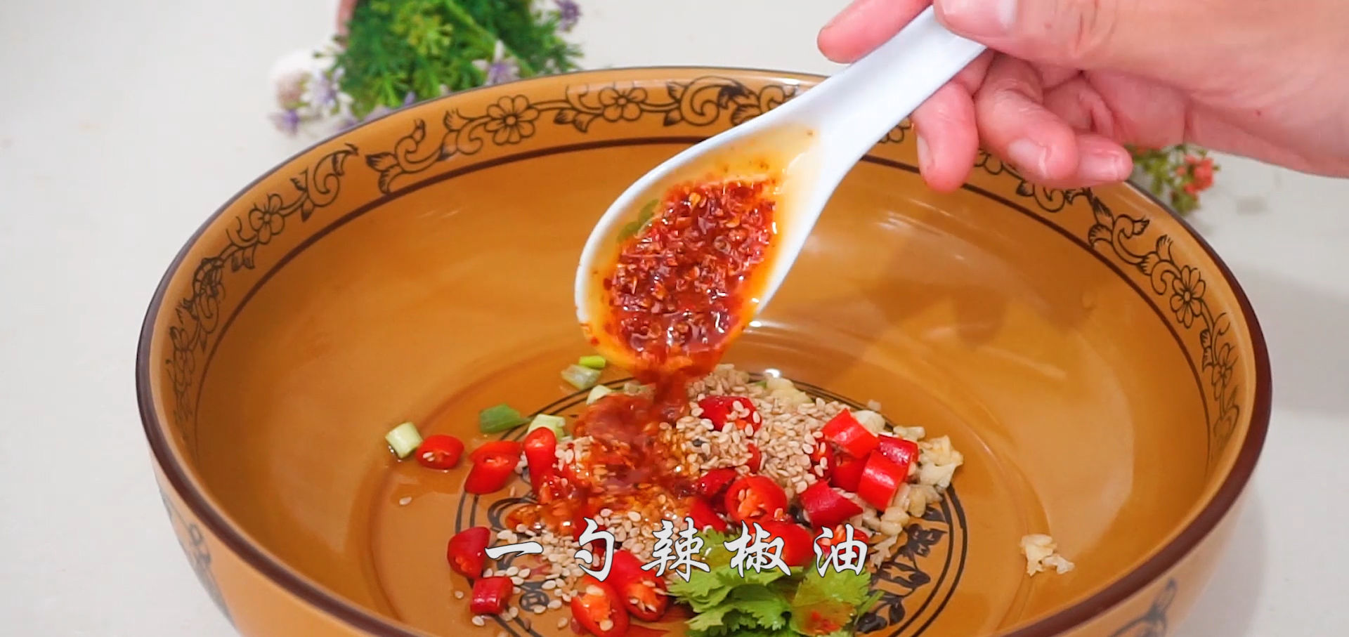  酸辣粉|家庭版的酸辣粉，几分钟就可以搞定，酸辣爽口，开胃又解馋