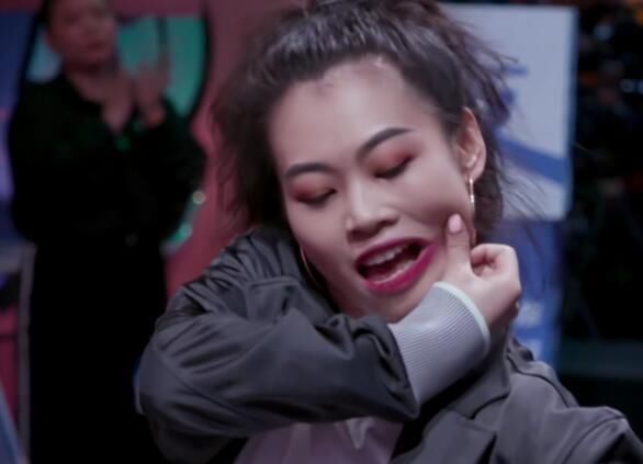  王一博|王一博这么帅，为啥还没女朋友？看了《街舞3》，终于知道答案了