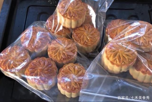 做法|临近中秋,五仁月饼的做法和步骤都在这里,好吃不腻,越嚼越香