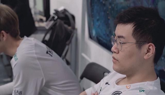  对手|IG的BP自带天然优势，对手被迫选红色方，天然少两个ban位置！