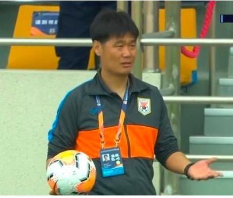  帽子戏法|只用7分钟，2020中超第1个帽子戏法诞生，1米94前曼联巨星进3头球