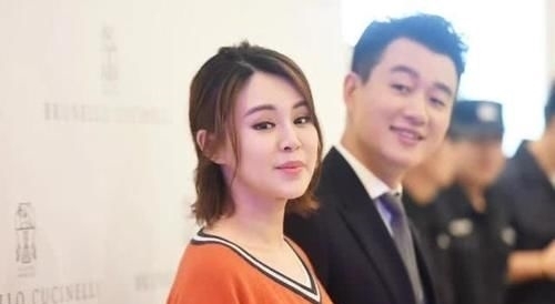 生三娃|刚出名就娶了恩师？8年生三娃低调20年，互相成就的婚姻有多好