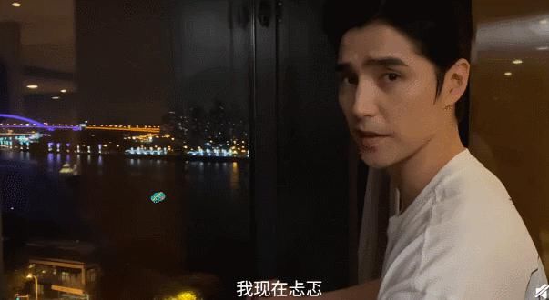  时代|老艺术家做派的阿云嘎，算不算流量时代的稀缺偶像？