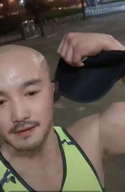  回归|一龙回归，蹭热度的他要玩完了