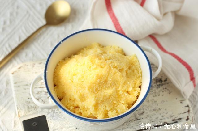 烘焙|万能椰蓉馅,金黄诱人,椰香扑鼻,细腻不噎人,烘焙必备