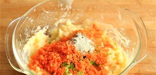 薯条|入秋后，红薯南瓜放一边，多吃土豆，加一个鸡蛋，比薯条好吃