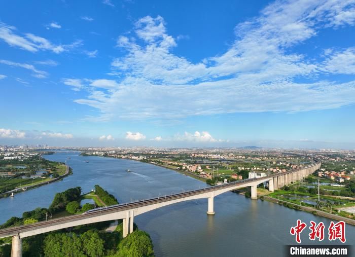 广深港高铁运能再扩充 促进两地高效融合