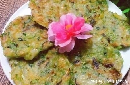 一滴水|茄子新吃法,拌一拌烙一烙就出锅,不加一滴水,香软营养还健康