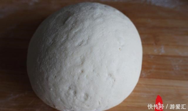 操作|早餐花卷越吃越爱吃,方法简单易操作,你也来试试吧