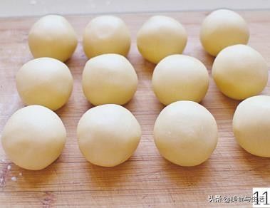 技巧|不需要任何技巧,教你这样做核桃酥,在家一样能做的很好吃