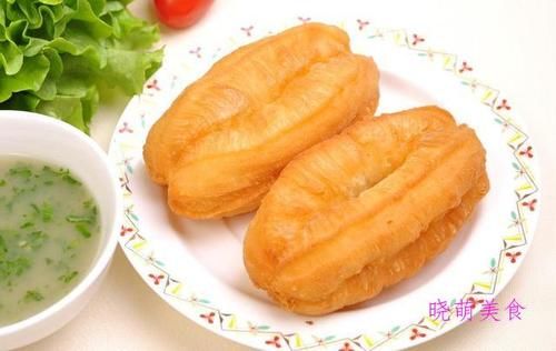  油条|香煎土豆饼、空心小油条、猪肉水煎包、小糖饼的家常做法