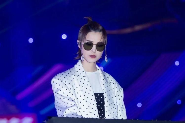  坐标|《中国好声音》官宣导师？李宇春呼声高？网友：冠军不要爆冷？