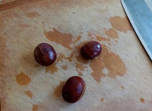 最快|剥板栗最快的方法,2秒一个,颗颗完整,轻轻松松1大盘