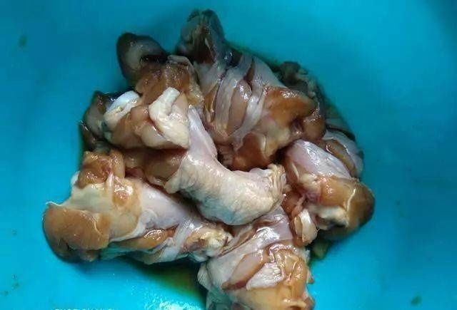  香菇|鸡腿烧香菇还可以这样做，你身边的小伙伴们有口福啦
