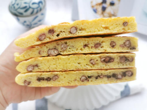 用小米来|小米别总熬粥,加入鸡蛋搅一搅,手不沾面做早餐饼,全家人点赞