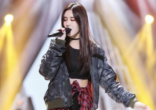  优质|出道失败后徐艺洋得黄子韬力捧，优质资源不断，联合郑乃馨对战赵小棠