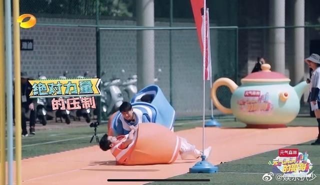  笑点|一档全程笑点的综艺！《元起满满的哥哥》第三期收视率登顶