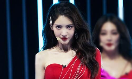  张含韵|王霏霏、张含韵没成团网友意难平？大可不必！