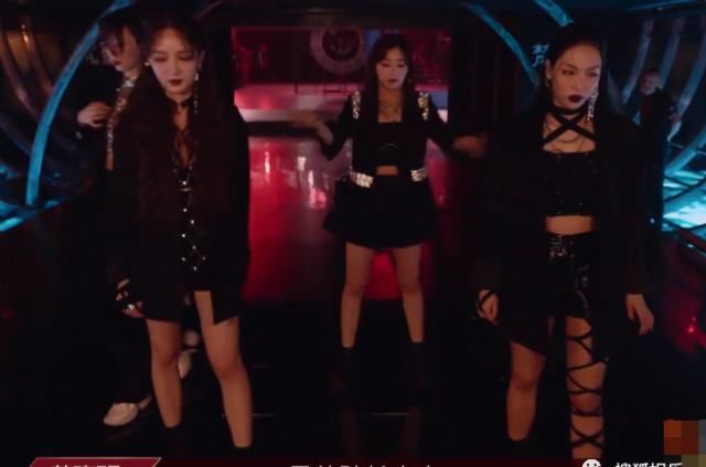  日报|娱乐日报|毛晓彤新恋情曝光？金晨汪汐潮再被拍？孟佳solo倒数第一？