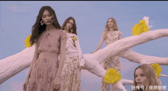 时装周|刘雯接班人原来是她?新一代的国模之光,还是亚洲唯一登上顶级大刊的国模?