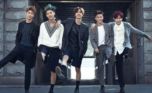  工作室|王一博生日当天开个人工作室？杜华祝福王一博，却草草应付曹承衍