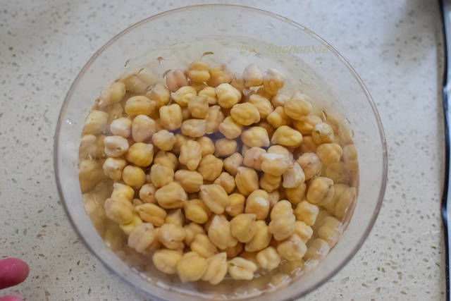 女人|煮1次吃2天,是菜也是小零食,比黄豆好吃比花生营养,女人多吃心情好