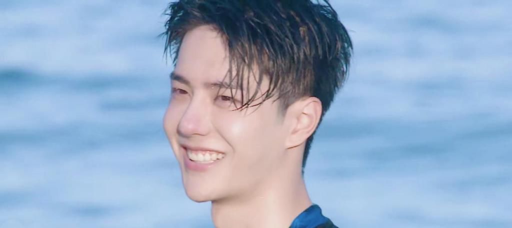  王一博|王一博在海上放飞自我，黄轩：管不住了