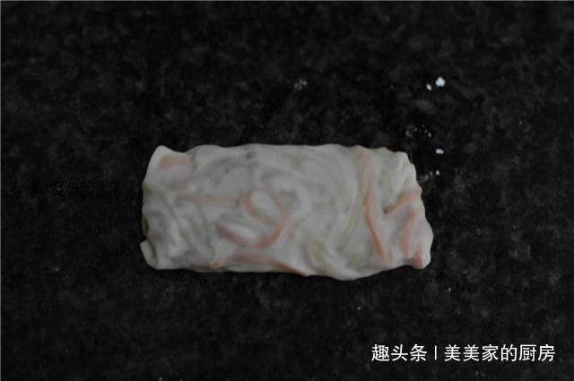  肉卷|还没出锅，孩子又忍不住偷吃！外焦里嫩比肉卷还香，着实吃不厌！
