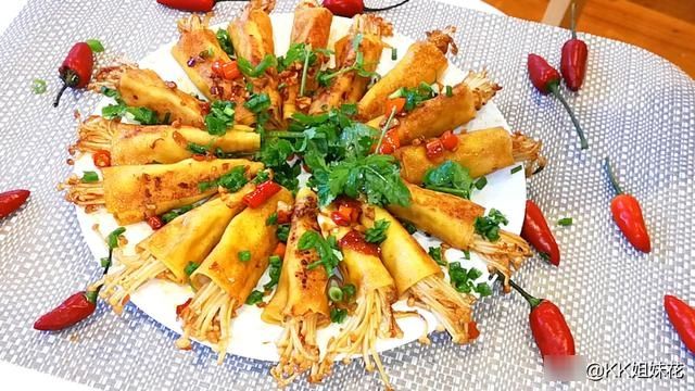  手菜|金针菇也能当大菜！三盘不够吃的快手菜，一口一个，给肉也不换