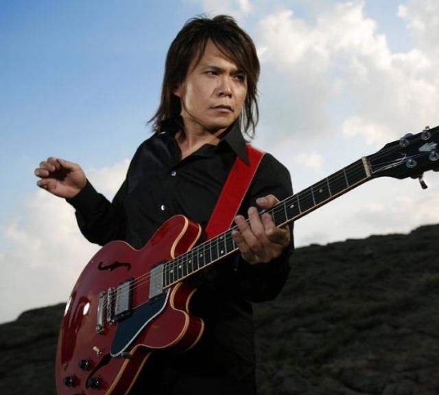  伍佰|伍佰公开吐槽某歌手：经常上综艺，唱了一辈子歌，还是人红歌不红