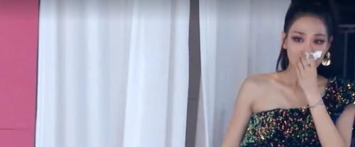  黄圣依|《乘风破浪》加更版将揭晓淘汰名单，伊能静：人缘太好，不想走