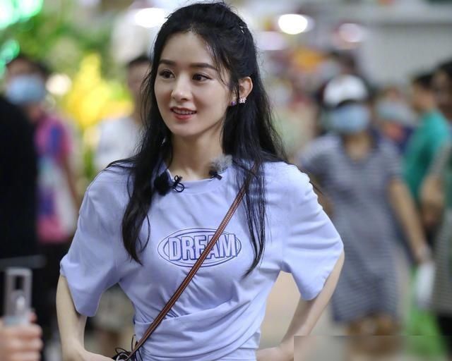  酒店|赵丽颖坦言现在去上海，不用住酒店就住黄晓明家里，原因很好笑