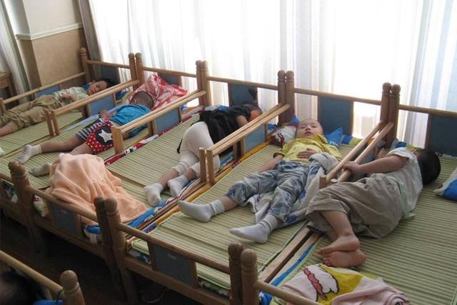  别生气|娃在幼儿园不睡午觉，让老师头疼？别生气，你的娃可能很聪明