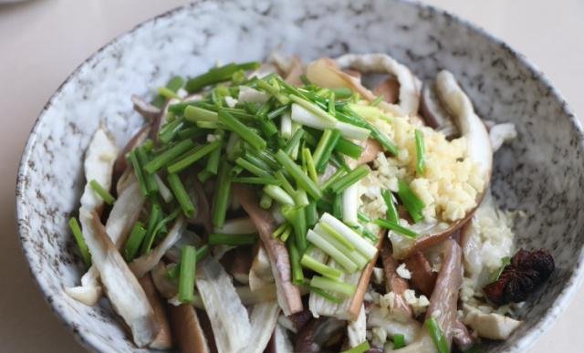  2勺|自从学会茄子新吃法，婆婆要求2天吃一次，每次上桌一盘吃个精光