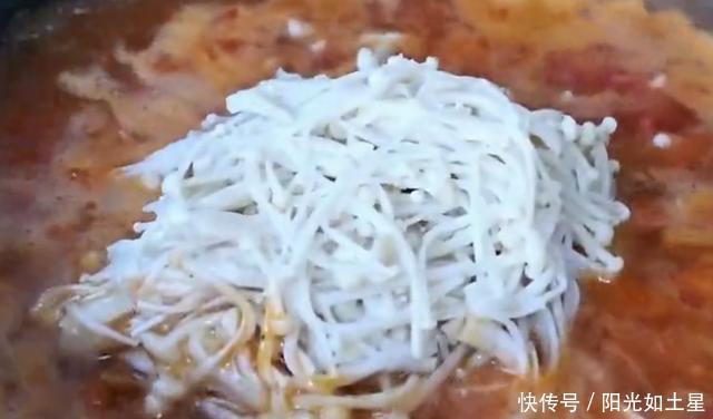 用开水烫|天冷,多喝此汤,暖心暖胃,鲜美入味,只要上桌就能喝光