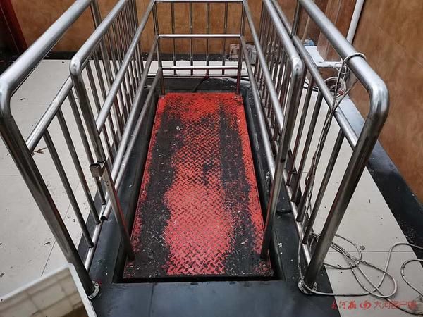  昏迷|洛宁男子参加婚宴，从酒店3米高传菜间跌落昏迷至今 家属考虑起诉