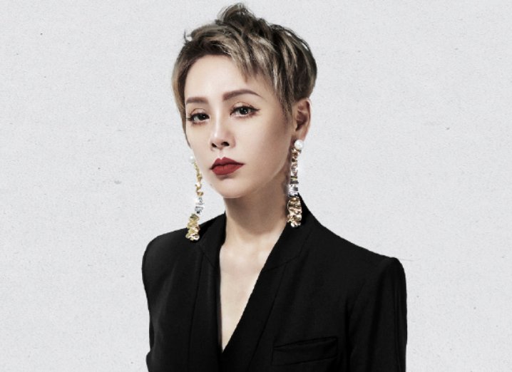  收视率|浪姐团综终于定档！海报路透图被曝光，收视率又要爆了啦