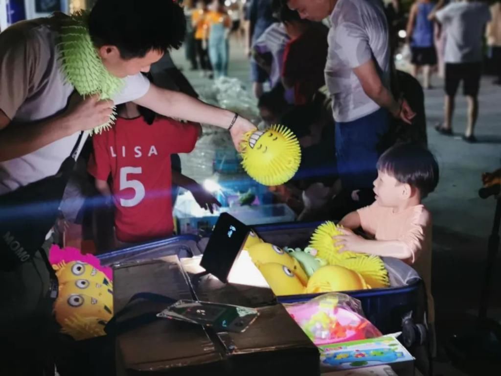  人生|杭州这一条街，“救”了多少人的人生？