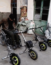 GIF|搞笑GIF:求求你了,让我吃点吧,不然的话我就抢了啊